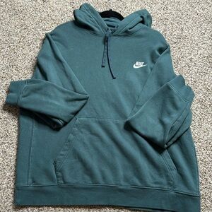 Nike sweatshirt
